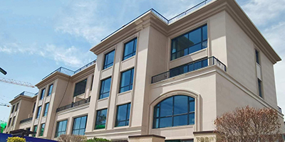 濰坊市植物園景區(qū)養(yǎng)護(hù)工